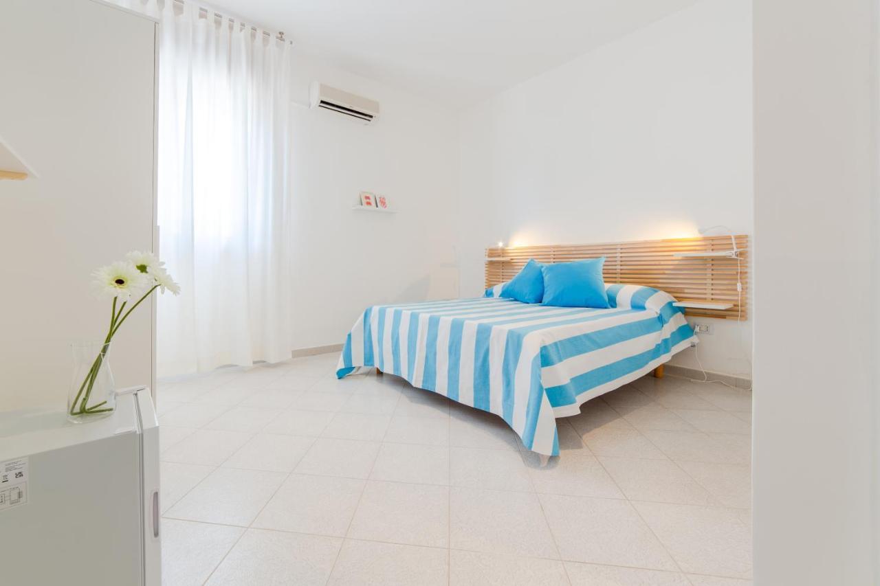 Vidamarina - Camere Al Mare Торре-Лапилло Экстерьер фото